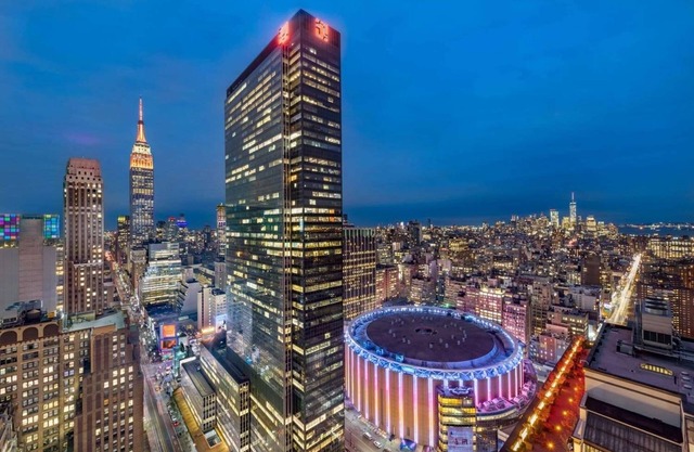 Escape to NYC’s Iconic Past with a Stay in The New Yorker Hotel