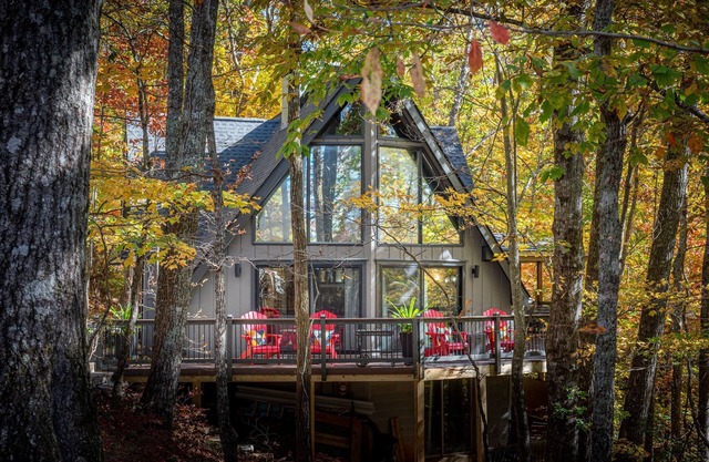 Escape to Our Charming A-Frame Retreat -Family Fun