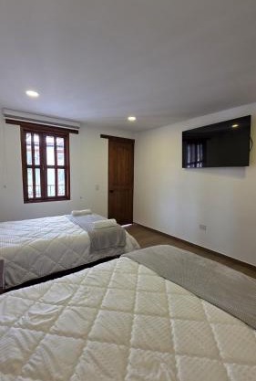 Escencia raquireña