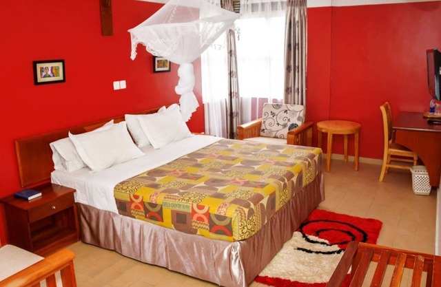 Esella Country Hotel