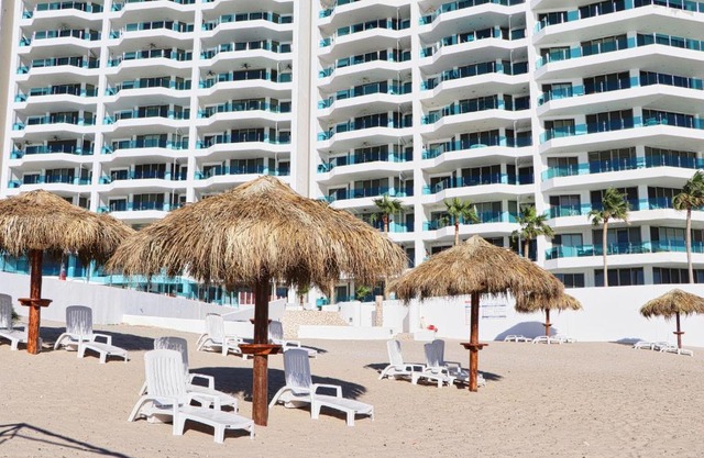 Esmeralda Beach Resort