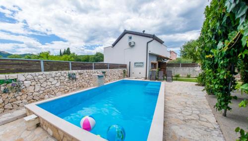 Estate - Villa Discovery