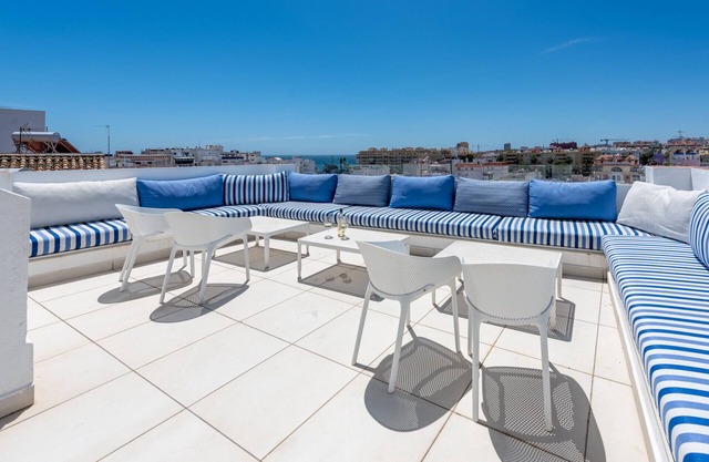 ESTEPONA TOWN CENTRE 2339