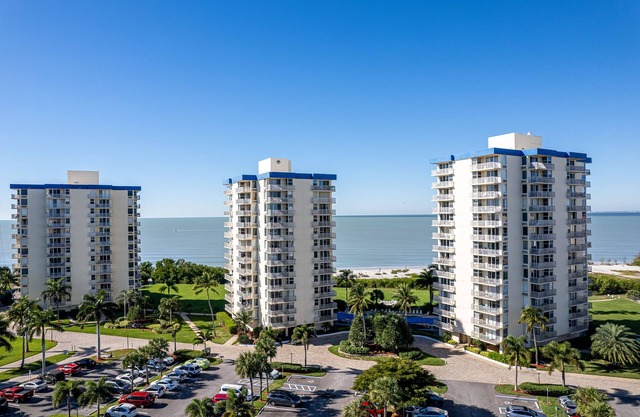 Estero Beach and Tennis