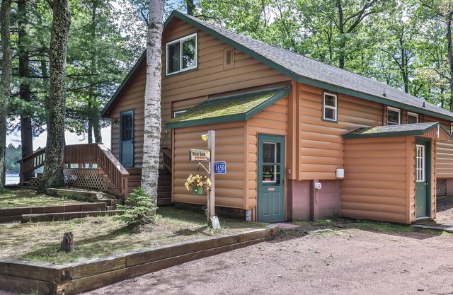 Estrold's Cabin- Red Oak Cabin