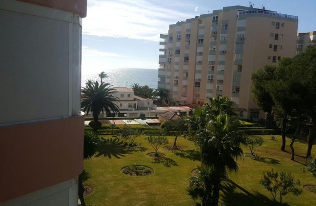Estudio luminoso junto a la playa