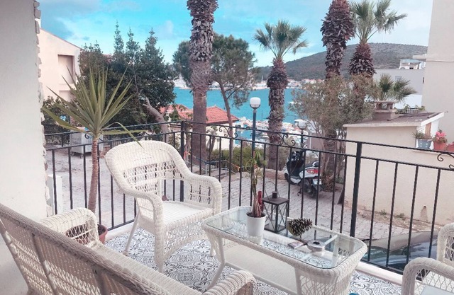 EVA OTEL ÇEŞME