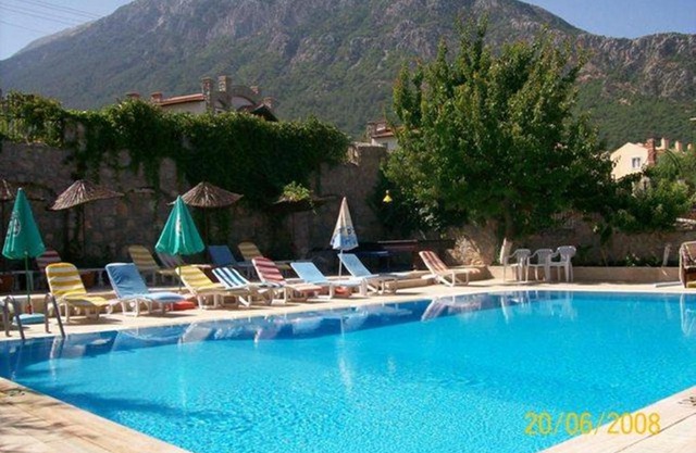 Everest Apart Hotel