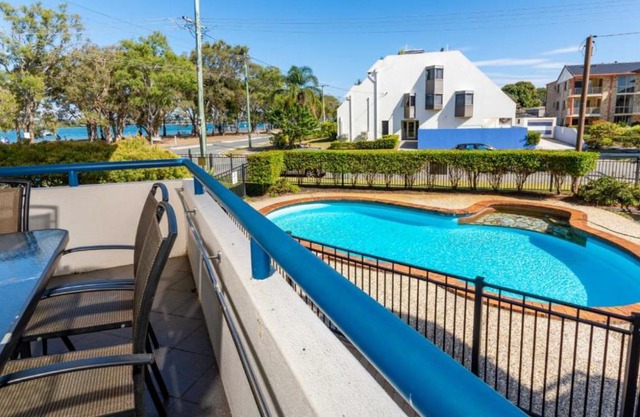 Everything you need including a pool! Karoonda Sands Apartments
