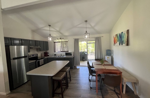 Exceeding Expectations at Hale Aloha Kaloli~Air Conditioning Throughout the Home