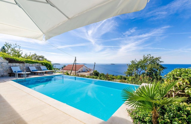 Excellent Mlini Villa | Villa Art.