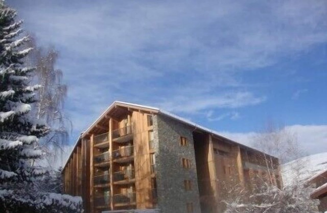 Exceptional 3 bedroom apartment in a fantastic location, Montchavin