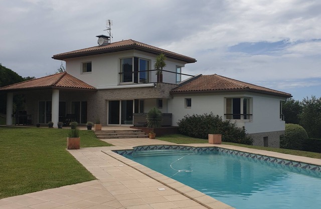 Exceptional location for architect-designed house