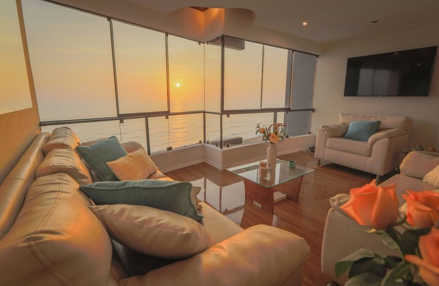 Exclusive Oceanfront Penthouse in Miraflores with rooftop terrace and barbecue