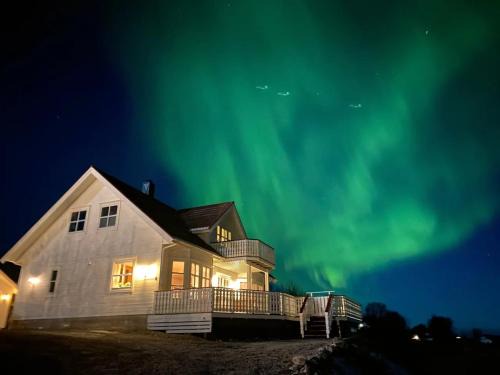 Exclusive villa by the sea, close to Saltstraumen