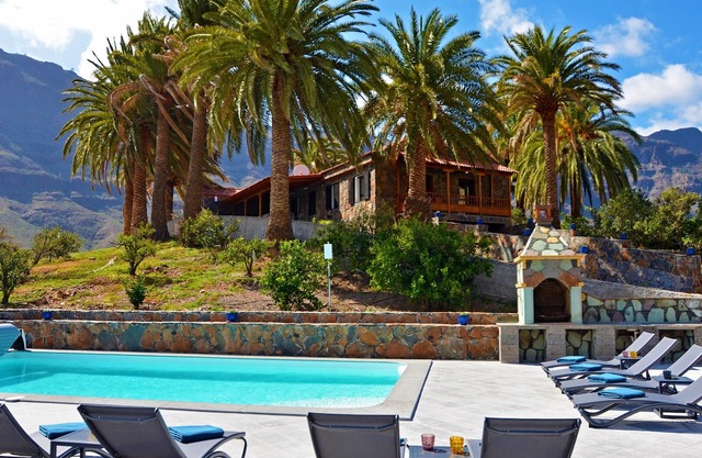 Exclusive Villa Gran Canaria with a heated pool