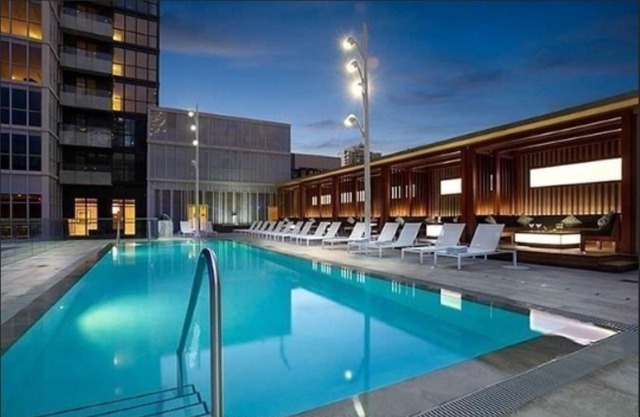 Executive 2 Beds by Rogers Centre, Ripley’s Aquarium & Free Parking