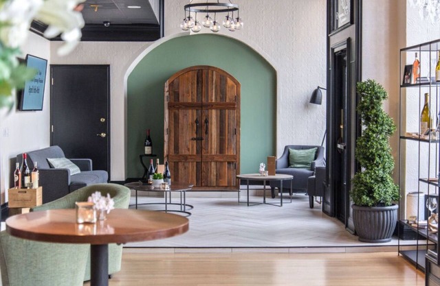 Executive Room w/Terrace and Virtual Concierge