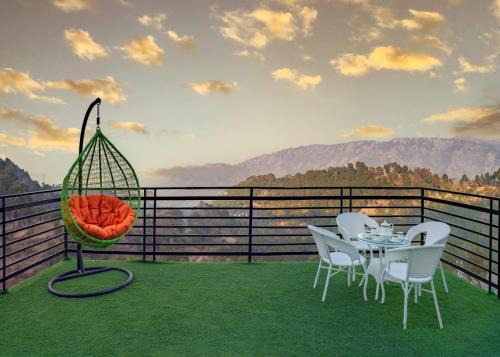 Exotic Stays I Seven Time Kasauli ! BBQ & Bonfire And Family Events Allowed I Kasauli