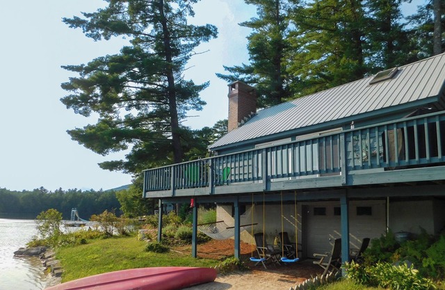 Expansive 5-Bedroom Waterfront Retreat on Moose Pond