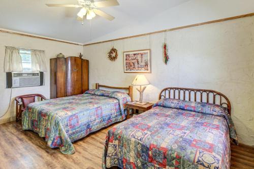 Explore Lake Whitney Studio with Trail Access