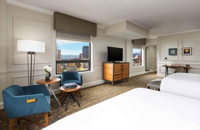 Explore the “City on the Bay”! Pets Allowed, Bike Rental, Nearby Grace Cathedral