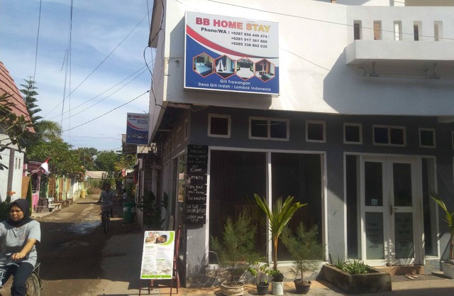 EXPRESS O 91581 Starla Spa & Home Stay