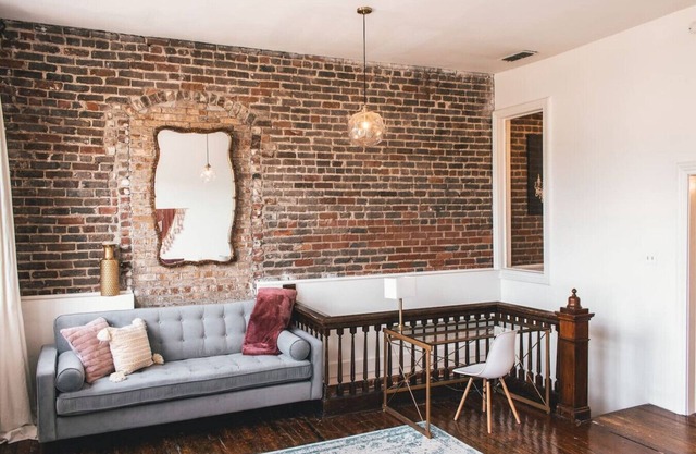 ✧ Exquisite Downtown Loft w/King Bed ✧