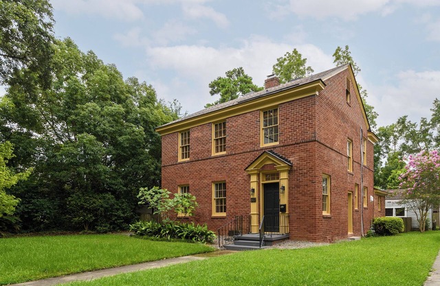 Exquisite Music Inspired Ardsley Park Home by Lucky Savannah