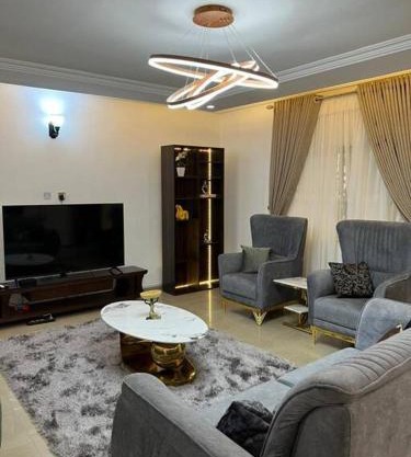 Exquisitely finished 2BR Apt!