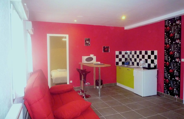 F2 of 35 M2 at 10mm from the beach