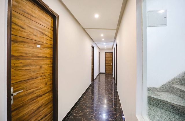 Fabhotel F9 Sector 19