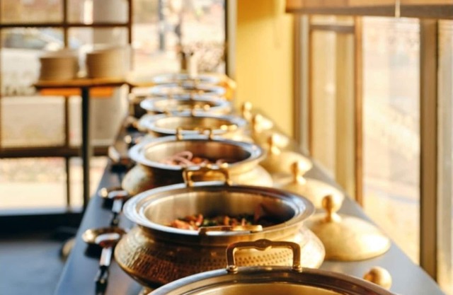 Fabhotel Gulshan Palace