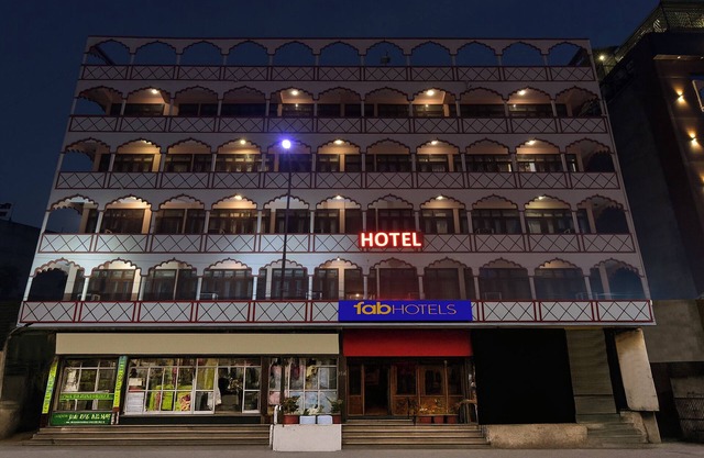 Fabhotel Jai Mangal Palace