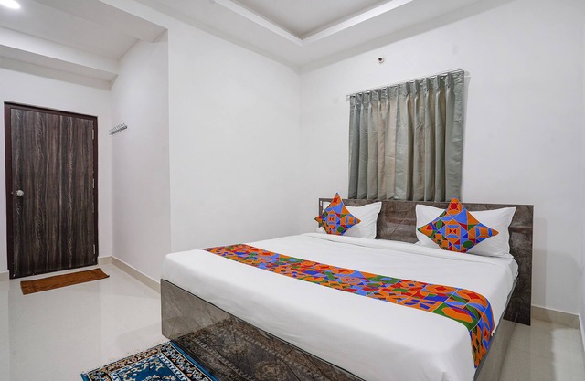 Fabhotel Rooms 27