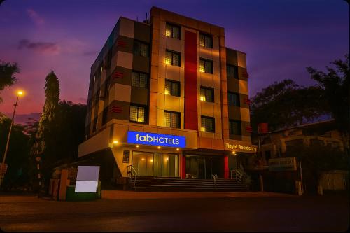 FabHotel Royal Residency - Nr phoenix mall