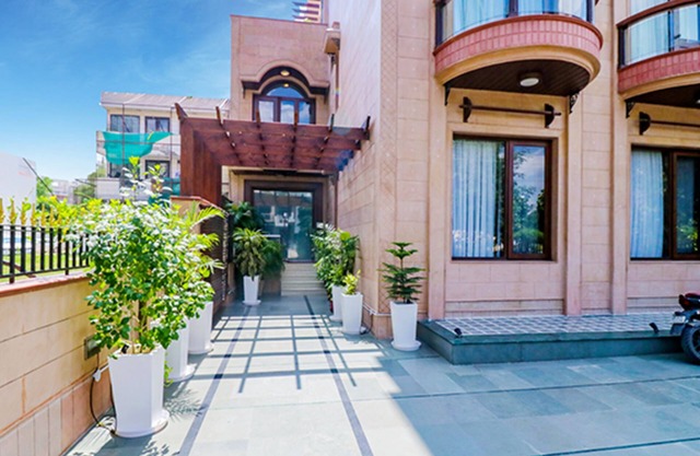 Fabhotel Rr Residency
