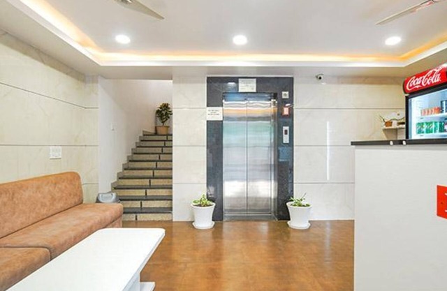 Fabhotel Ten Eleven