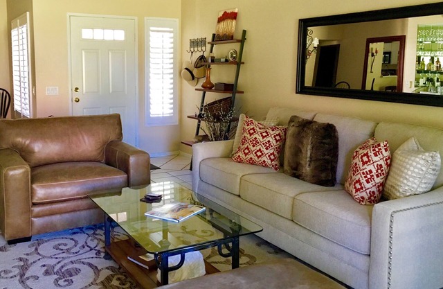 Fabulous Desert Falls Country Club! Beautiful Lower Level Villa - Golf, Tennis!