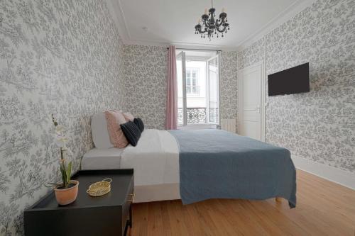 Fabulous two floor apartment in 9th