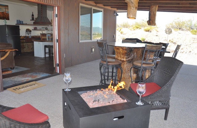 Fabulous views, wineries and close to all the local attractions. Private home
