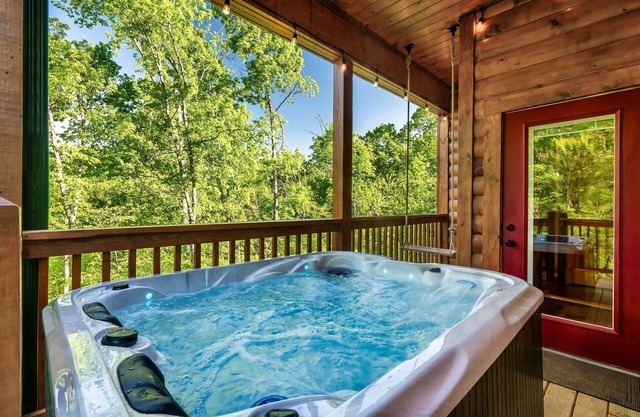 Fall Relaxation! Amazing Amenities Indoor Pool Sauna Jacuzzi