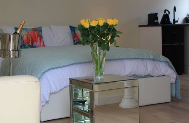 Falmouth Marina Apartment