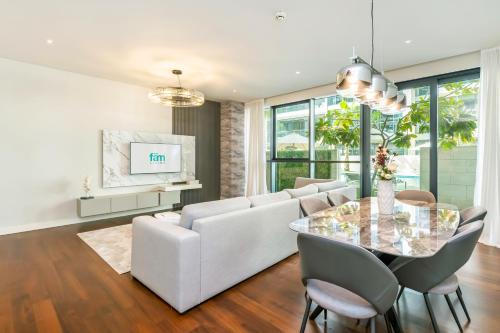 FAM Living - City Walk - Opulent Living