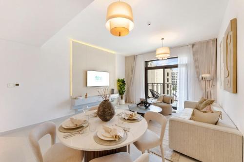FAM Living -Madinat Jumeirah Living Apartment with Iconic Views