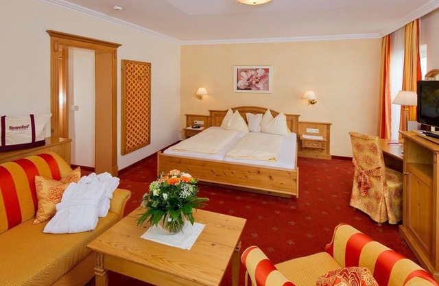 Familienzimmer "goldnestl" 4-6 - Hotel Taxerhof