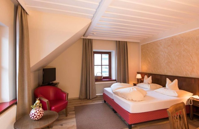 Familienzimmer Lebenslust Frühstück ab 5 Nächten - Bike-boutiquehotel Lindenhof
