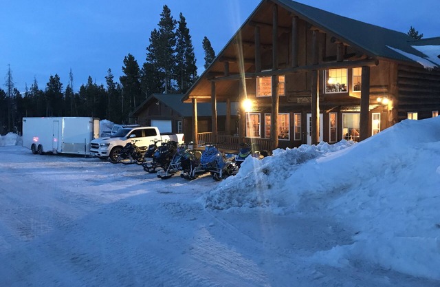 Family Adventures on Union Pass - Cracked Noggin Lodge