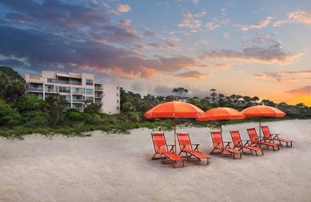 Family Beach Week! Hilton Head Coveted 1st Floor Walk Out 2B/2B Villa at Monarch