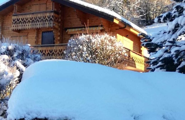 Family chalet near Les Gets resorts, Samoens, Sommand Praz-de-Lys